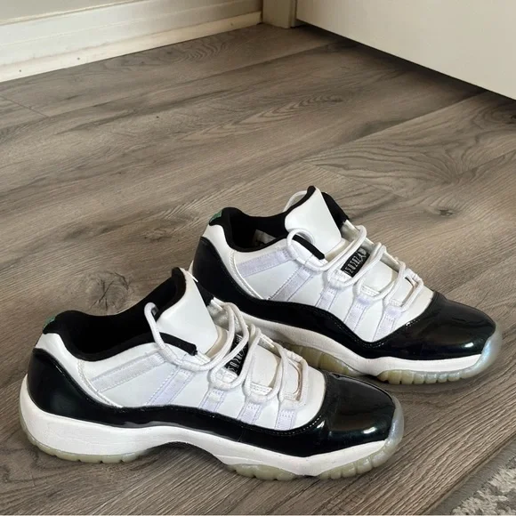 Jordan Emerald 11s